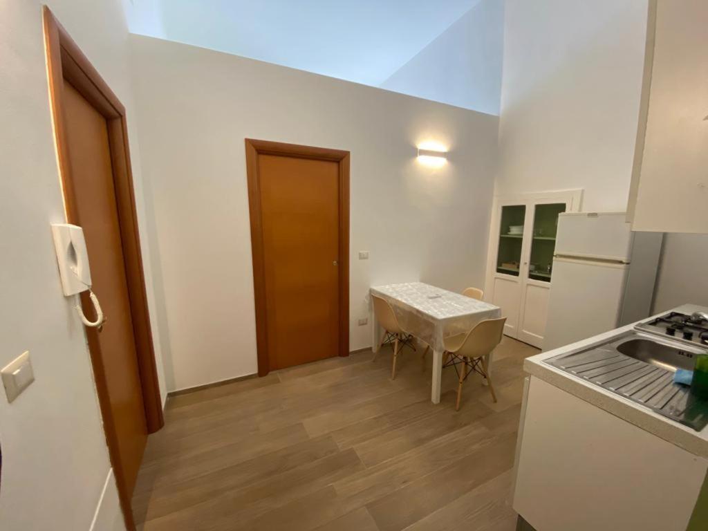 Sant'Adoeno Appartament ビシェーリエ エクステリア 写真